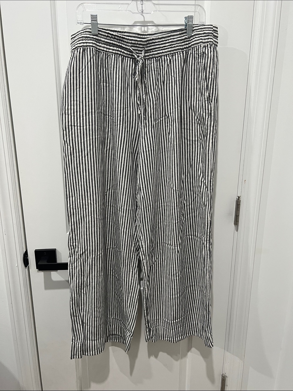 a new day Black & White Vertical Stripe Wide-Leg Pants Size XL